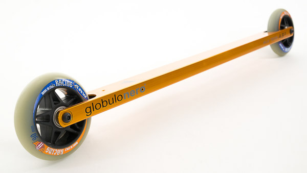 GlobuloNero AS3 junior skating kolieskové lyže