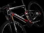 Pinarello Dogma XM 9.9 celoodpružený bicykel XTR Di2